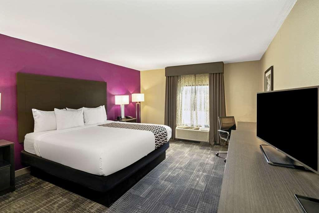 La Quinta By Wyndham Columbus Ms Hotel Phòng bức ảnh